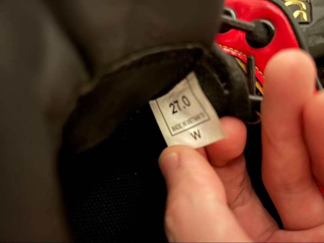 asics 赤黒金 スパイク 27.0㎝ 六角レンチ付き