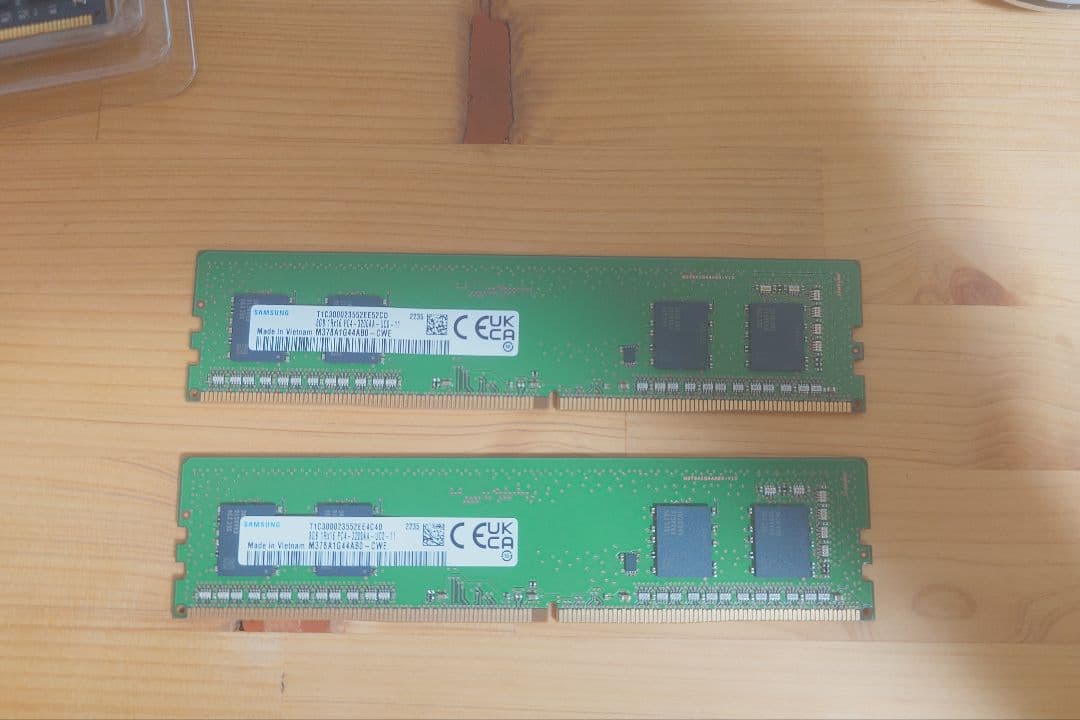 samaung DDR4 8GBx2枚(16GB) Samsung 16GB (2x8GB) DDR4 2400MHz PC4-19200 (PC4-2400T) CL17 UDIMM
