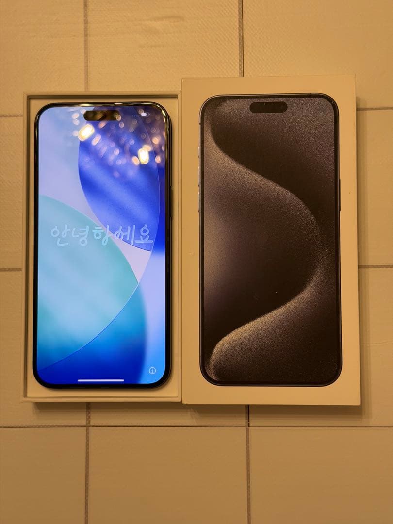 iPhone 15 Pro Max 256GB 動作品 アイフォン Smartphone Apple iPhone 15 Pro Max 256GB Black Titanium - Peças