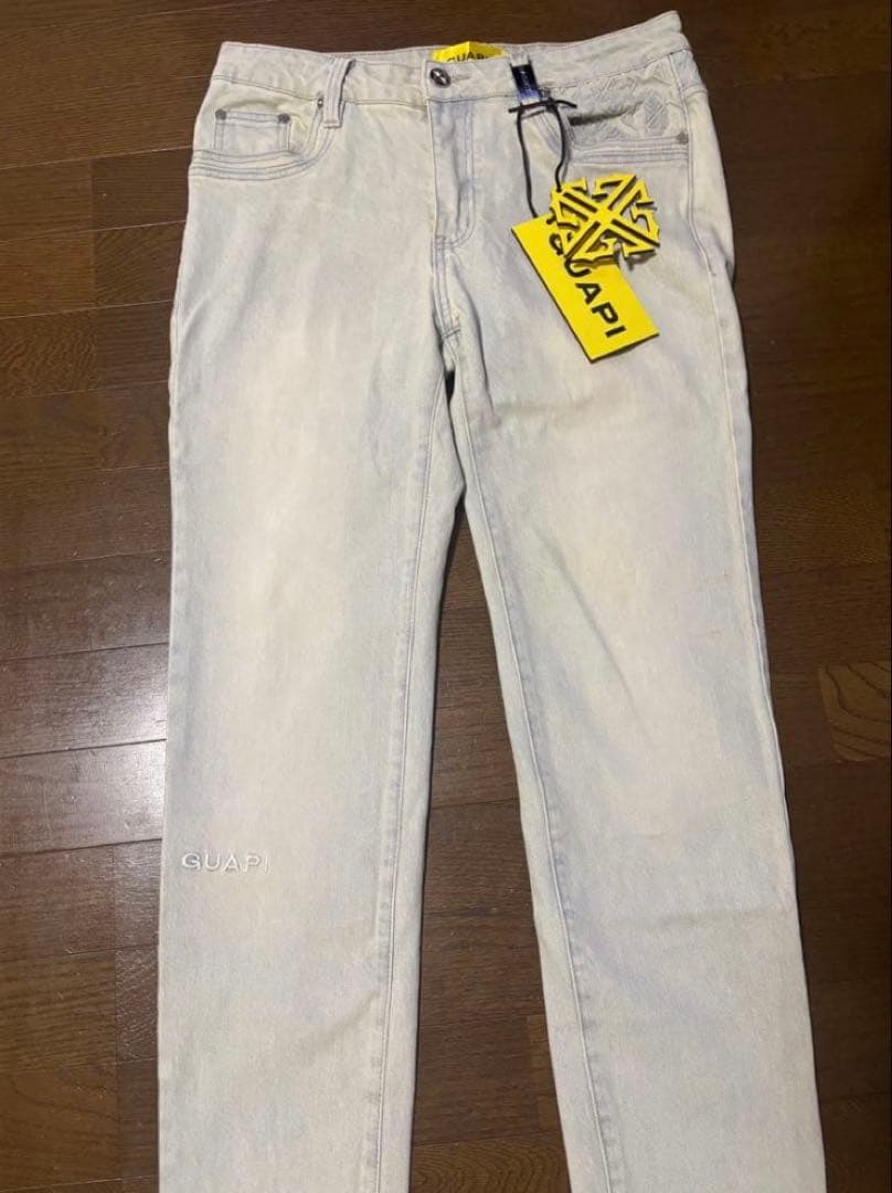GUAPI スリムフィットデニム ライトブルー サイズ32