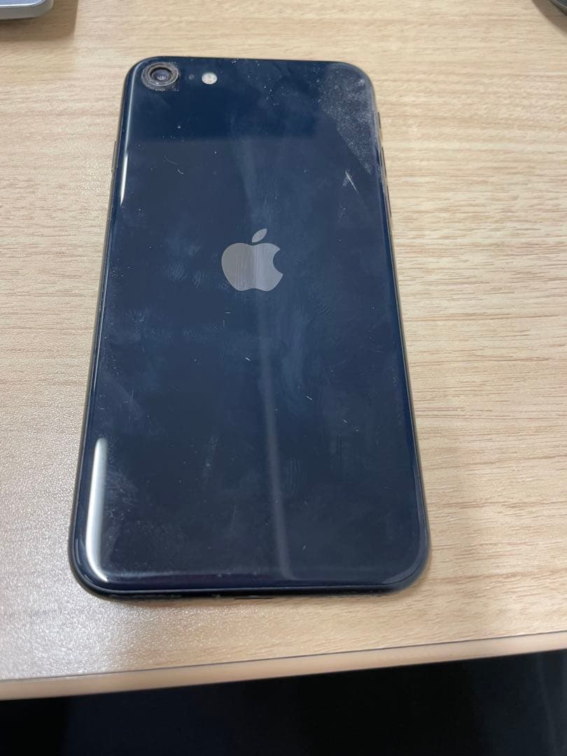 Apple iPhone SE 第三世代　128GB Amazon.com: Apple iPhone SE 3rd Gen, 128GB, Midnight - Unlocked