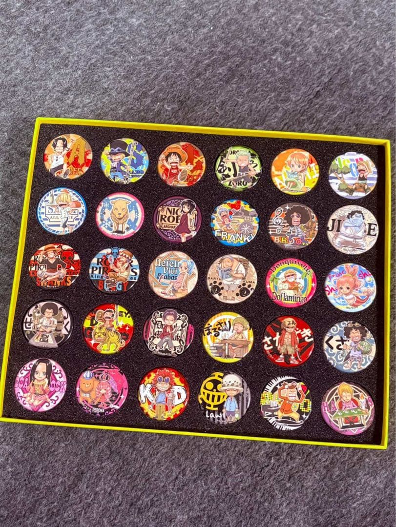 ONE PIECE 輩缶バッジコンプリートコレクション 麦わらストア10周年記念 予約受付中】 #麦わらストア 限定✨大人気シリーズ