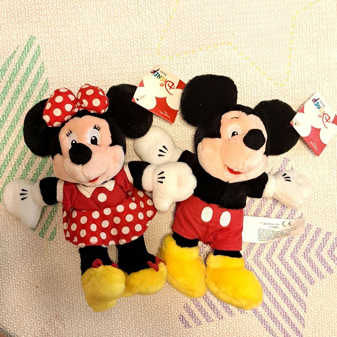 ディズニーストア ミニーマウス＆ミッキーマウス ぬいぐるみセット