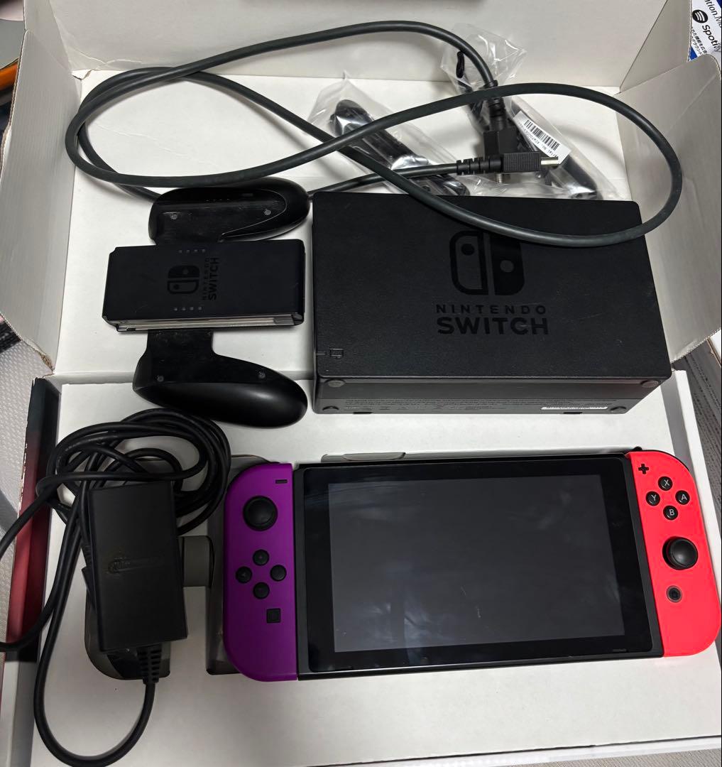 Switch Nintendo Switch 本体　Joy-Conレッドパープル Joy-Con Nintendo Switch Left or Right Various colors original