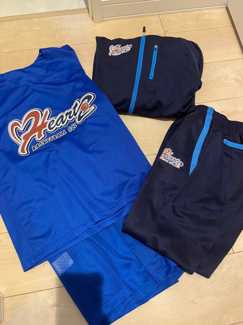 ハーツ Hearz バスケットボール ジャージユニフォーム上下セット 美品】ハーツ バスケットボール ジャージ上下 145cm - メルカリ