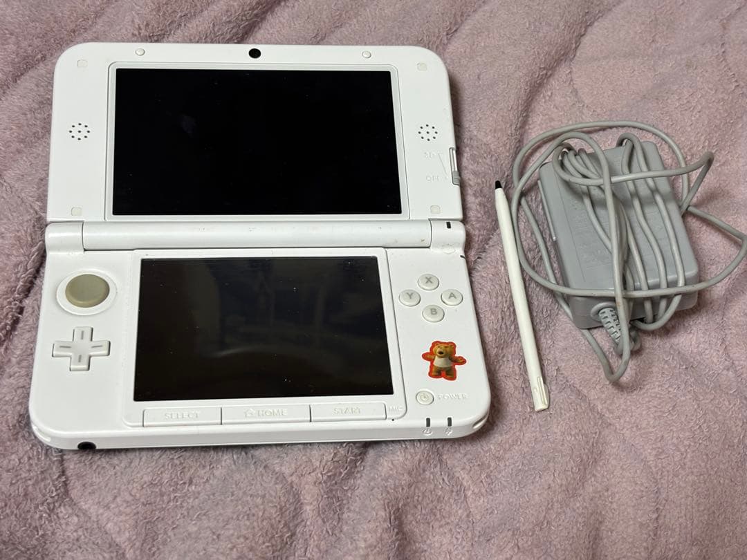 本体・ソフトセット】ニンテンドー3DS LL ミント×ホワイト ドラクエ8