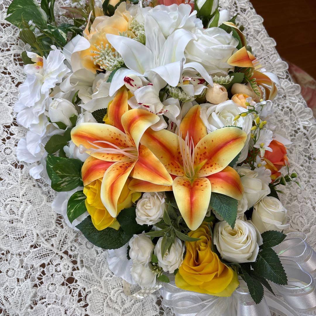 百合の壁掛けスワッグ・女神アクセサリーコンポート・2点 ご予約済