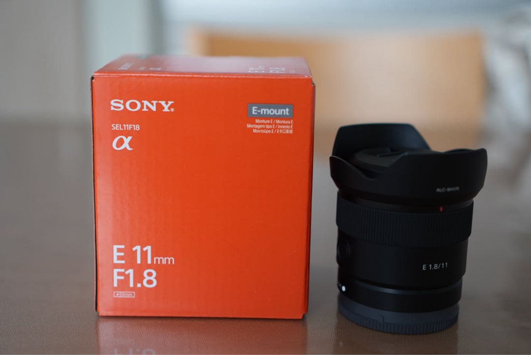 SONY E 11mm F1.8 単焦点レンズ カメラレンズ E 11mm F1.8 SEL11F18 [ソニーE /単焦点レンズ] SONY