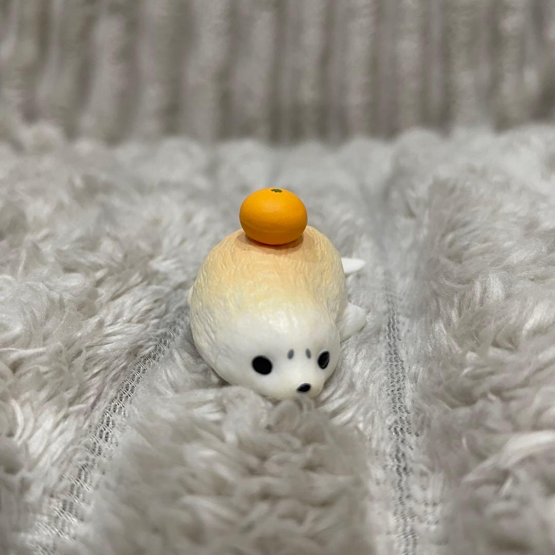 アザラシ フィギュア 焼き目付き - メルカリ