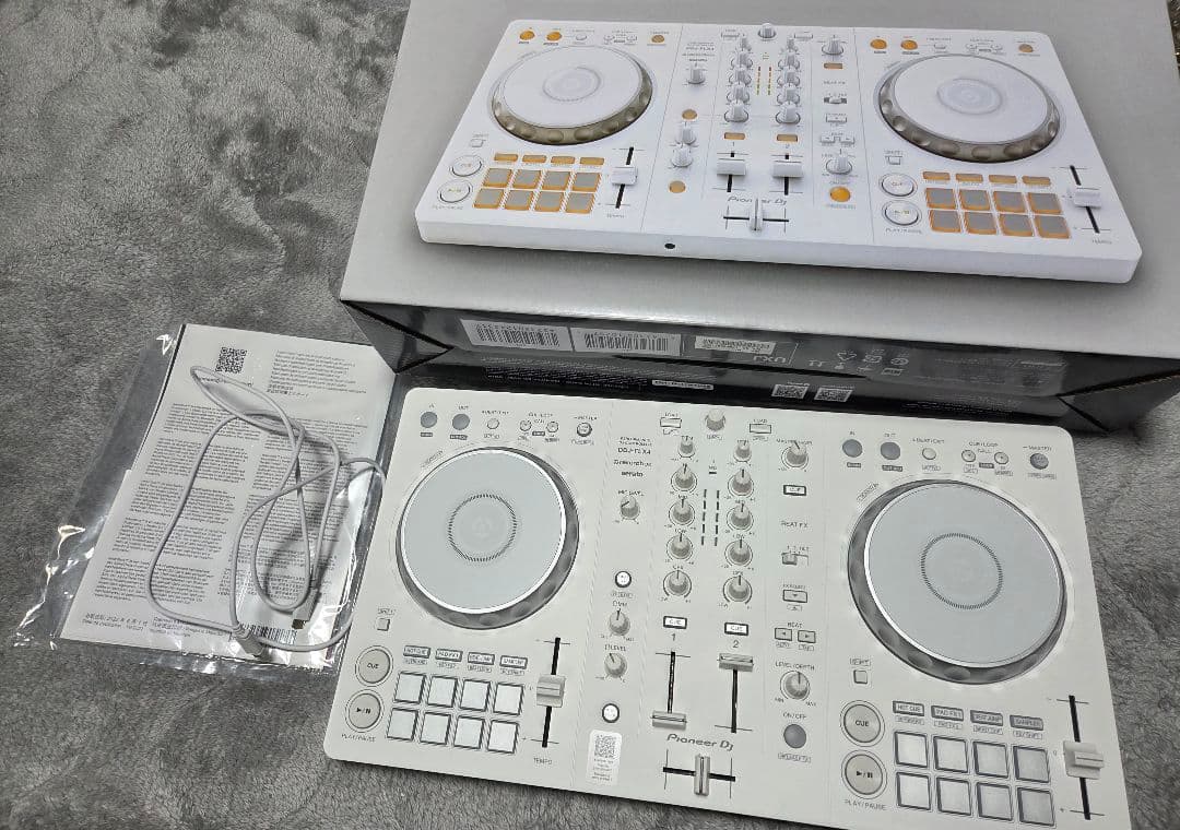 Pioneer DJ DDJ-FLX4 ホワイト DJコントローラー Pioneer DJ DDJ-FLX4 White DJ Controller | Gear Club Direct