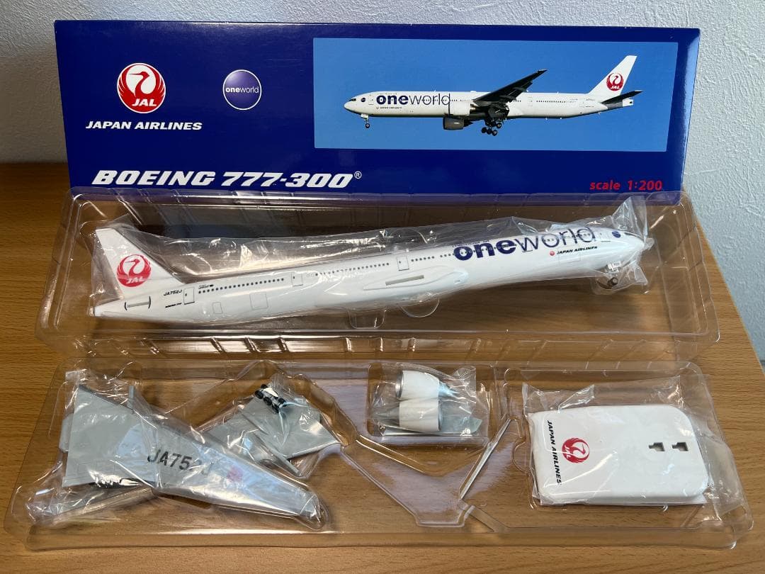 JAL B777-300 JA752J ワンワールド塗装 1/200 - メルカリ