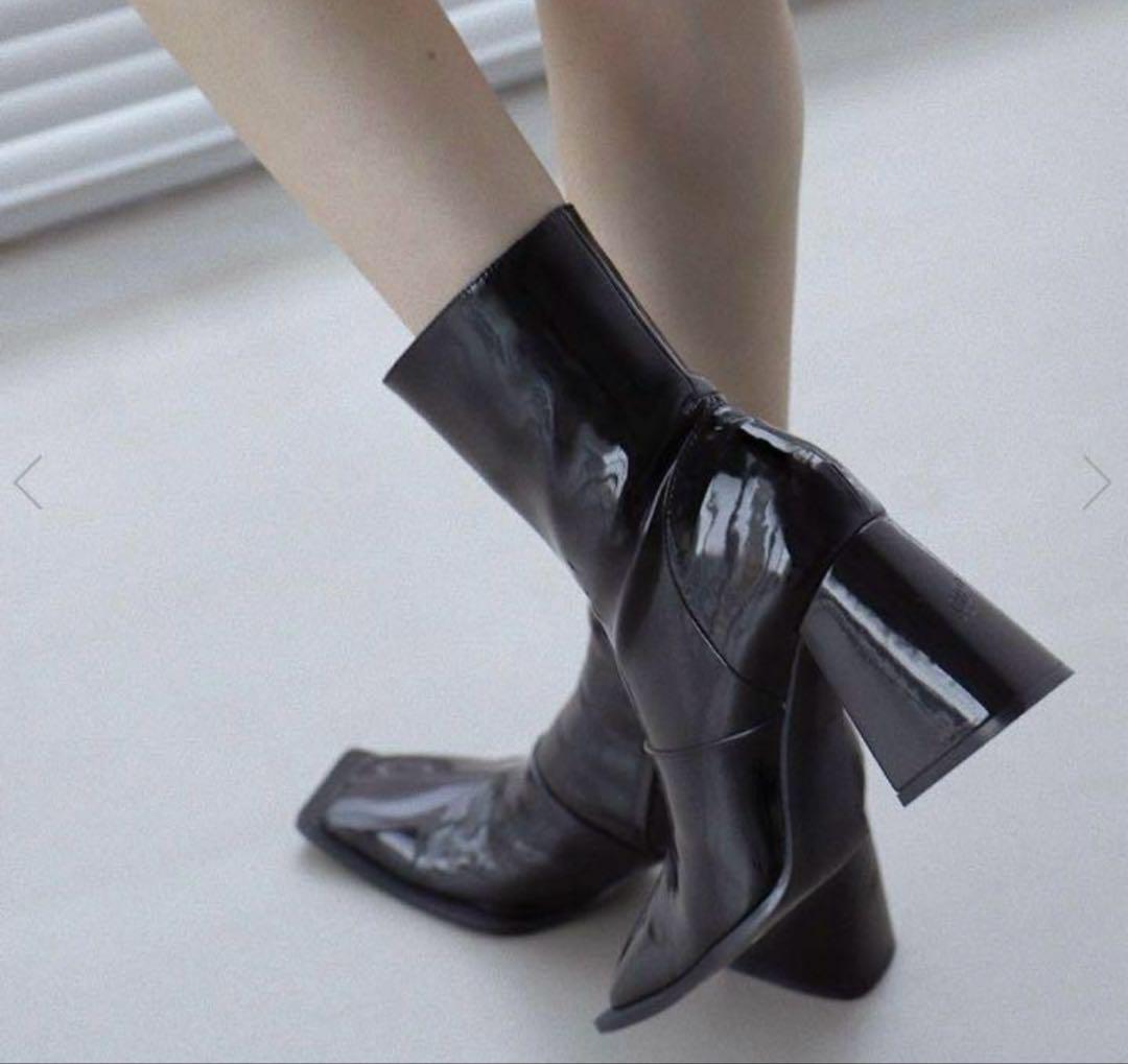 melt the lady】メルトザレディ エナメルスクエアショートブーツ