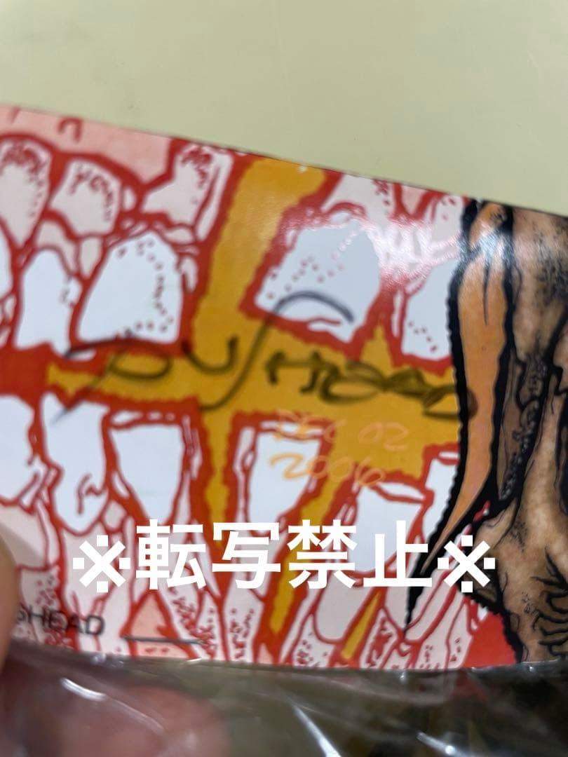 激レア secretbase スカルパイレーツ 香港 サイン入り パスヘッド