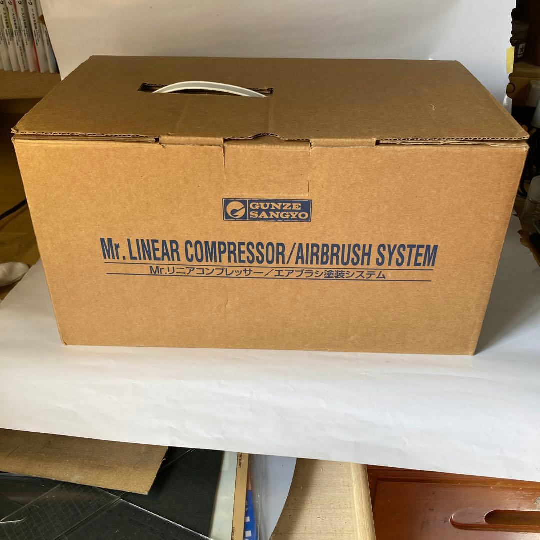 Mr.リニアコンプレッサーL5/エアーブラシセット Amazon.co.jp: Mr.リニアコンプレッサーL5/エアブラシセット PS301