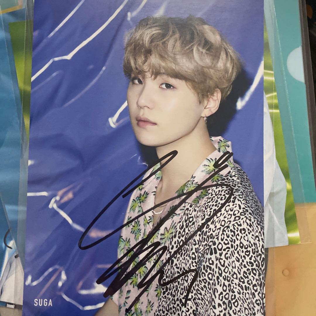 防弾少年団　バンタン　BTS ユンギ　サイン　直筆　公式フライヤー Amazon.co.jp: BTS ユンギ SUGA agust D 直筆サイン : おもちゃ