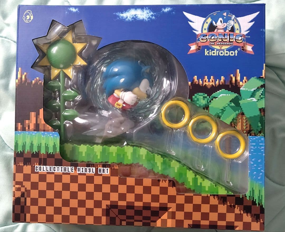 ソニック フィギュア Kidrobot Amazon.com: Kidrobot Sonic the Hedgehog Sonic & Tails Vinyl Mini