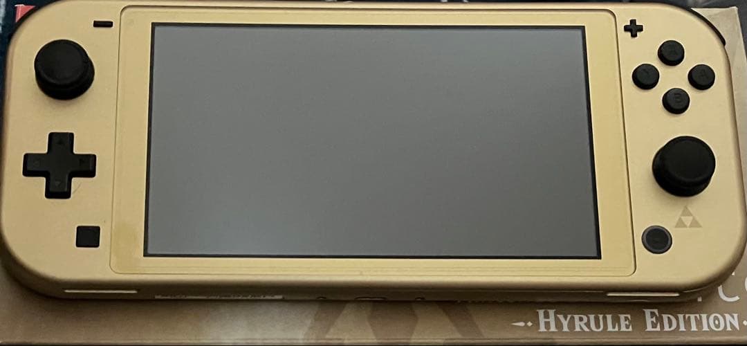 Nintendo Switch Nintendo Switch Lite-HYRULE EDITHON- Amazon.co.jp: Nintendo Switch Lite ハイラルエディション+ゼルダの