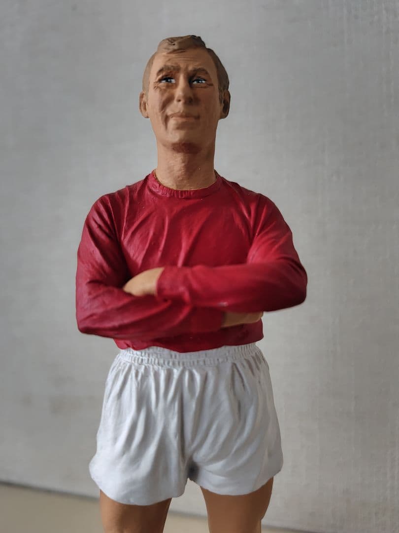 (けーちゃん)ボビー・ムーア フィギュア 赤白