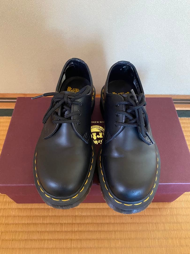 美品ドクターマーチン 1461 3ホール EU37（23cm） 楽天市場】ドクターマーチン ギブソン 3ホール 1461 Dr.Martens 3EYE