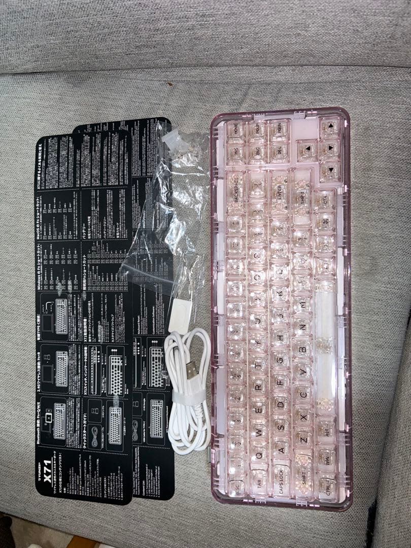 YUNZII X71 メカニカルキーボード　クリアピンク YUNZII X71 Transparent Wireless Gasket Mechanical Keyboard