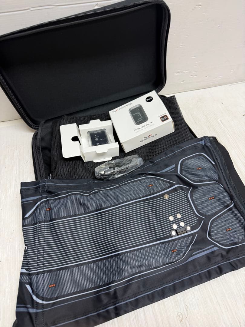 MTG SIXPAD シックスパッド パワースーツ コアベルト L SIXPADから進化した「パワースーツ コアベルト」新モデルと 軽量