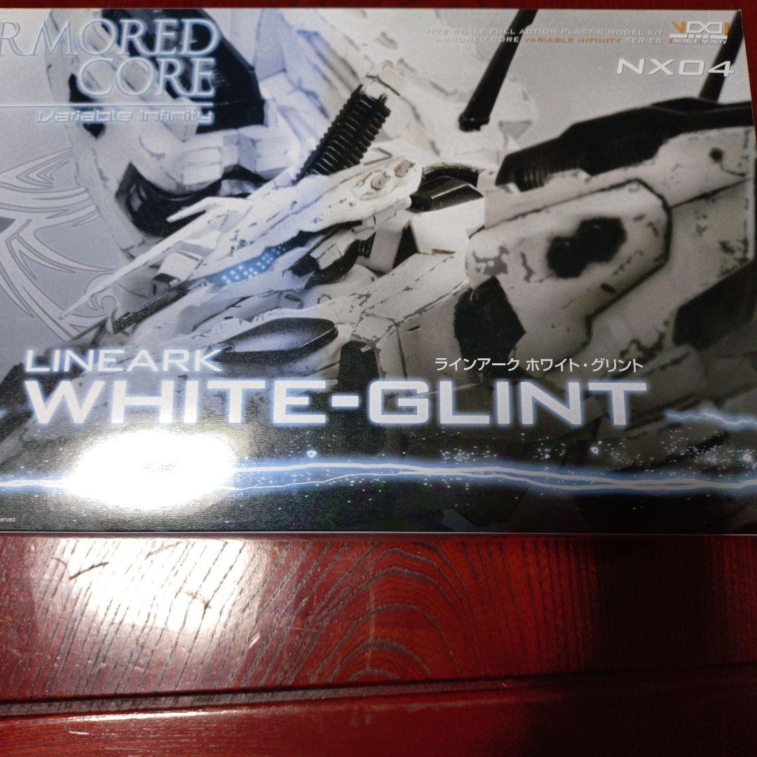 ロボット ARMOR CORE LINEARK WHITE-GLINT NX04 LINEARK WHITE-GLINT｜ARMORED CORE｜Mecha Model Kits｜Model Kits