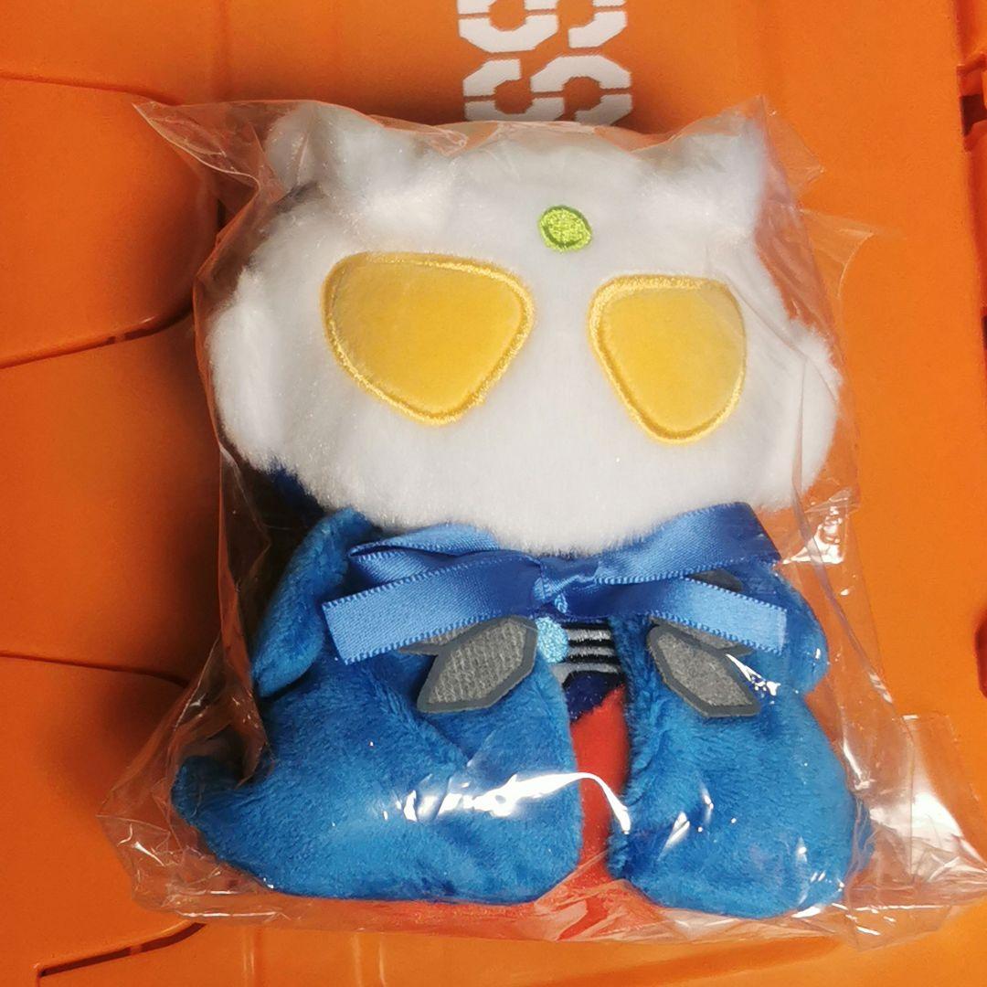 ウルトラマンゼロ　ショップ　ふわふわお座りぬいぐるみ　マント　タグ付き 未使用）ふわふわお座りぬいぐるみ（ウルトラマンゼロ）ウルトラマン