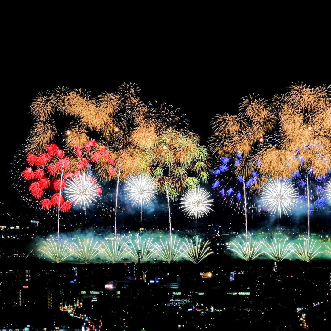 連休前発送特価 XF100-400mm f4.5-5.6 R LM OIS WR