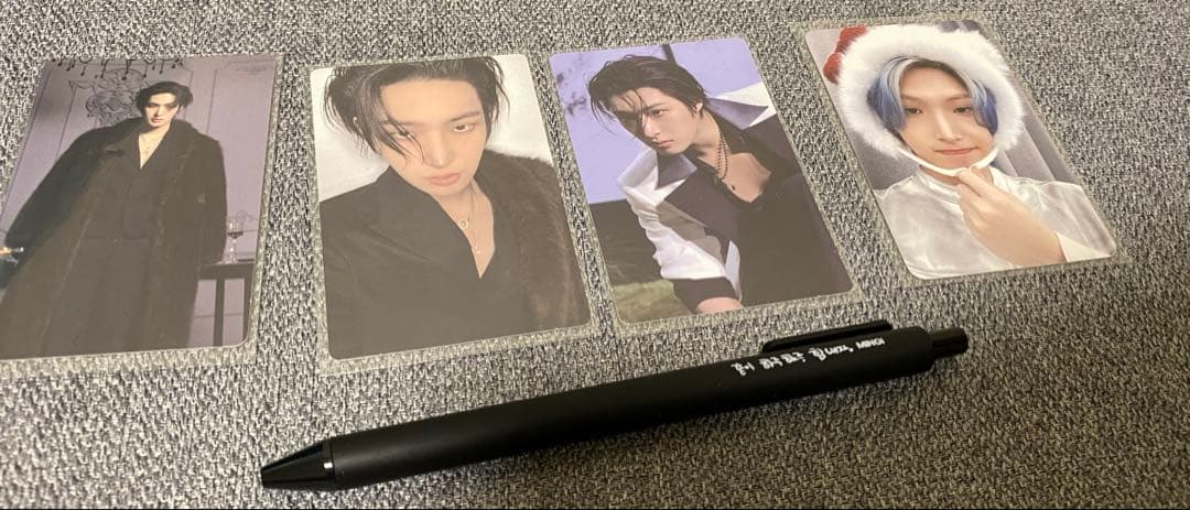 ATEEZ GOLDEN HOUR : Part.4 メクス ラキドロ ミンギ - メルカリ