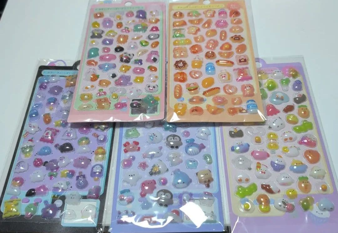 カラフルキャラクターシール10シートセット - メルカリ