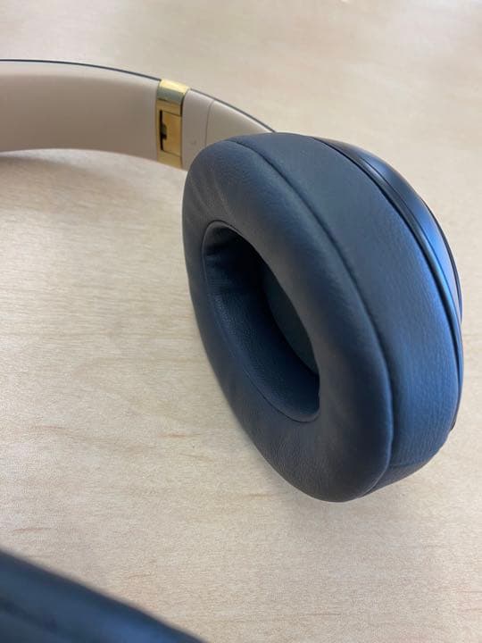 Beats Studio3 wireless ビーツ ヘッドホン