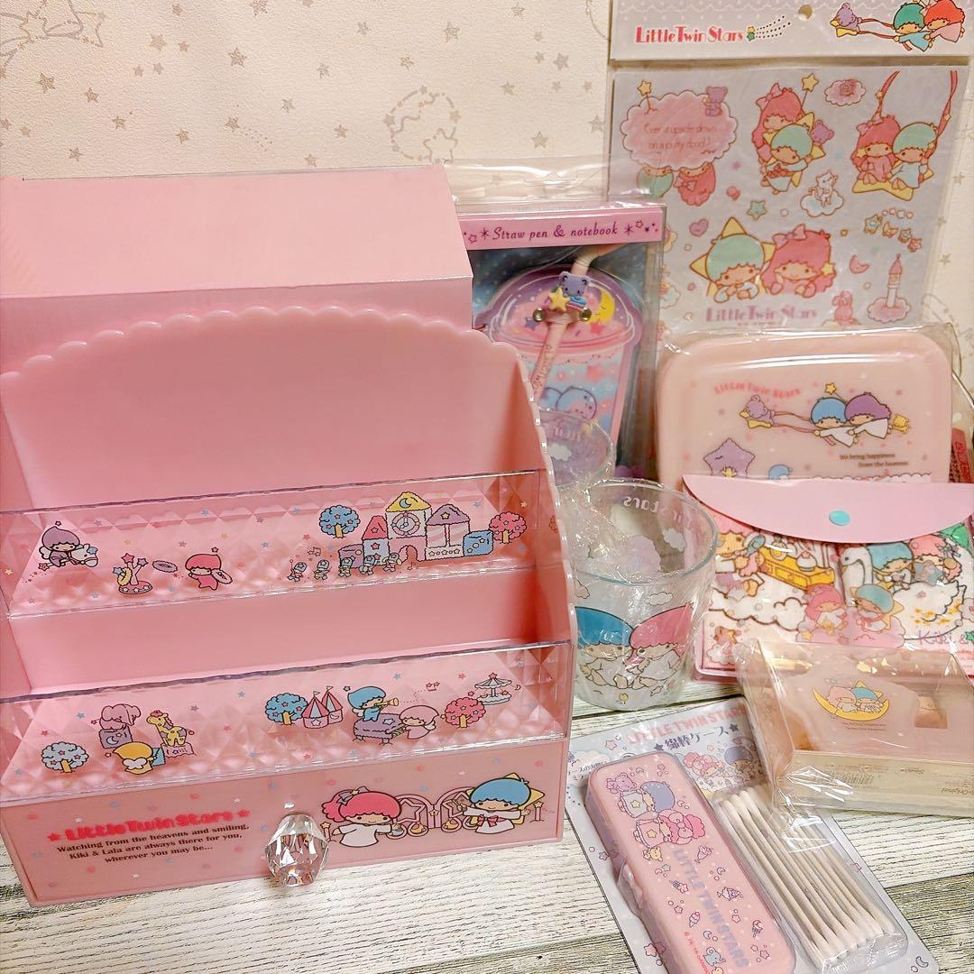 新品 レア サンリオ キキララ リトルツインスターズ コスメラック