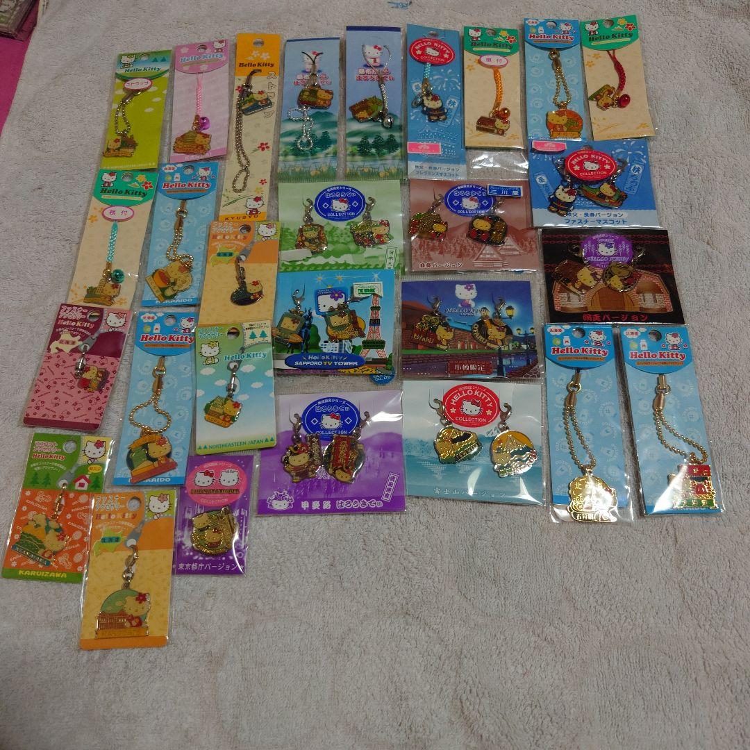 ご当地キティメタルストラップ・ファスナーアクセサリー・ピンズ・根付28ヶセット bigstar_24-683446-53