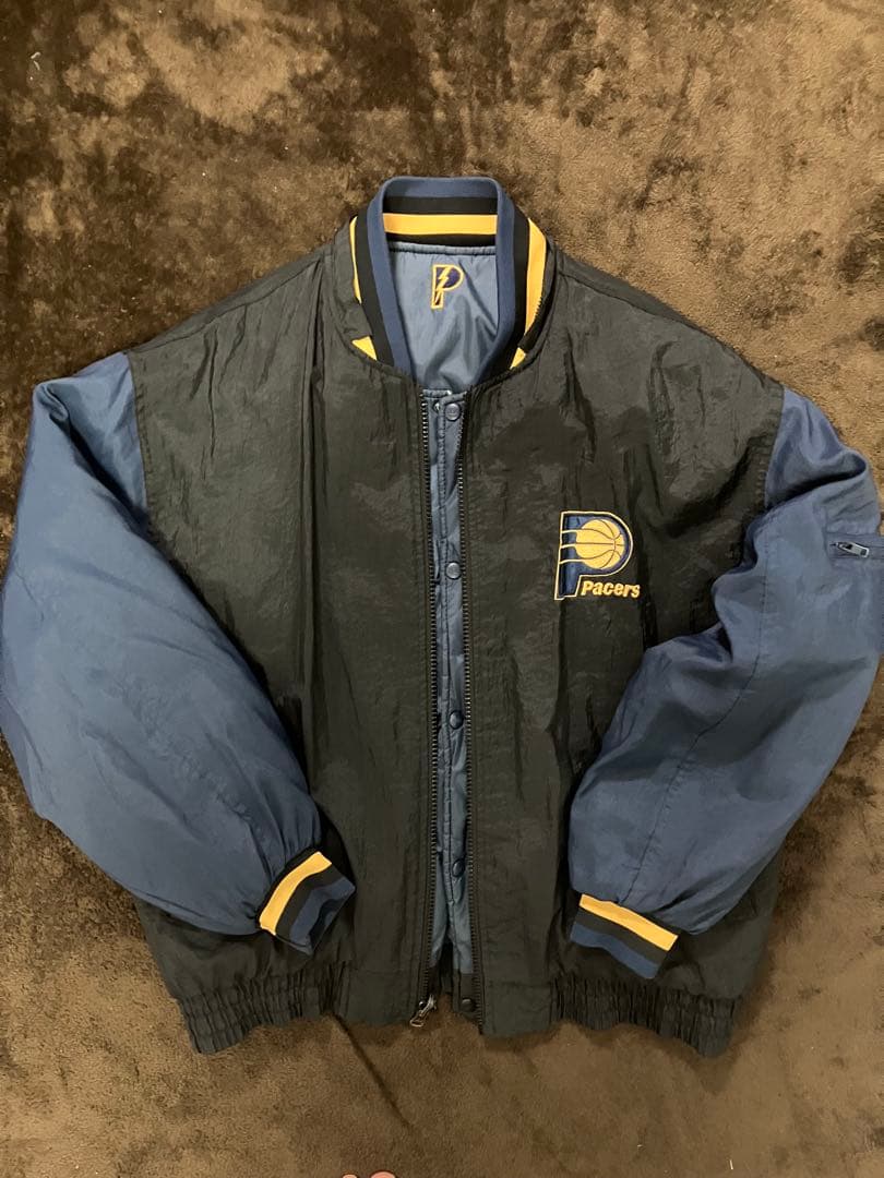 キンキーブーツ パーカー Mサイズの通販はau PAY マーケット - 輸入