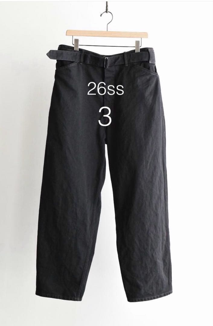 comoli 26ss ブラックデニム ベルテッドパンツ - メルカリ