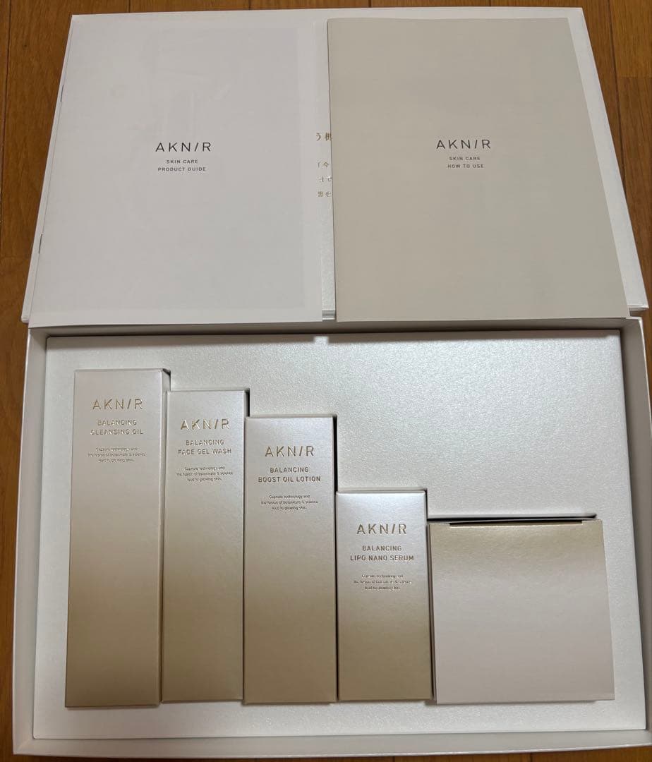 新品未開封 アクニー スキンケア5点セット アクニーマスターパック AKN/R