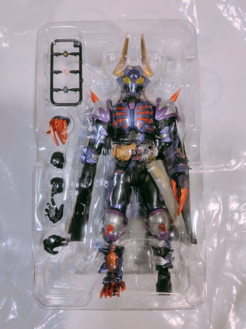 S.H.Figuarts 仮面ライダーバッファ フィーバーゾンビ