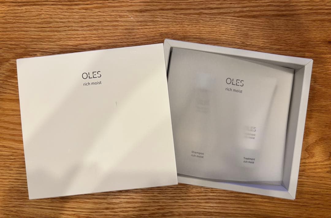 サロン仕上がり⭐︎OLES シャンプー トリートメント セット - メルカリ
