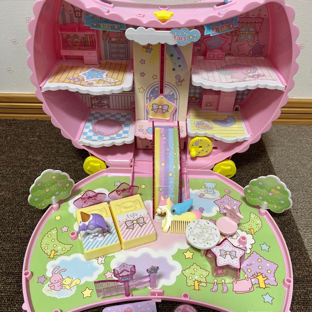 トイザらス【タカラトミー こえだちゃん キキララ月のおうち】 - メルカリ