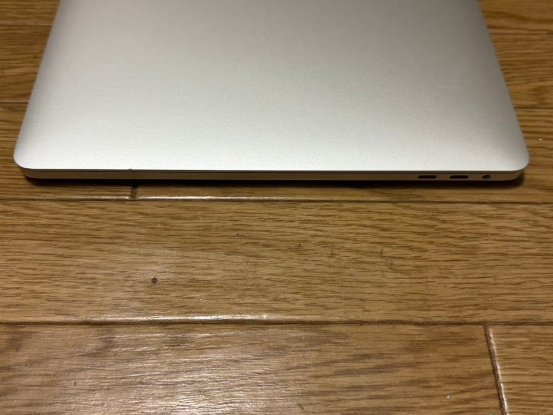 MacBook本体 MacBook Pro 2018 15.4inch