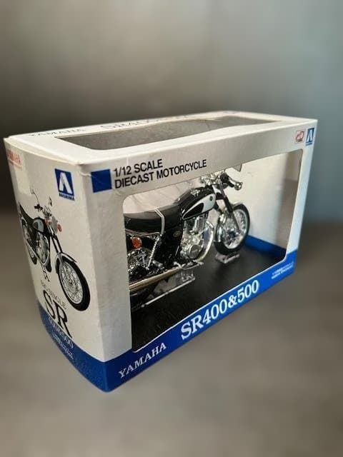 美品】YAMAHA SR400&500 ダイキャストモデル 1/12完成品 - メルカリ