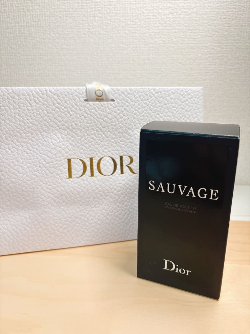 yuri　新品未開封＊　Dior Sauvage オードトワレ 60ml クリスチャンディオール Dior ソヴァージュ オードトワレ EDT 60ml