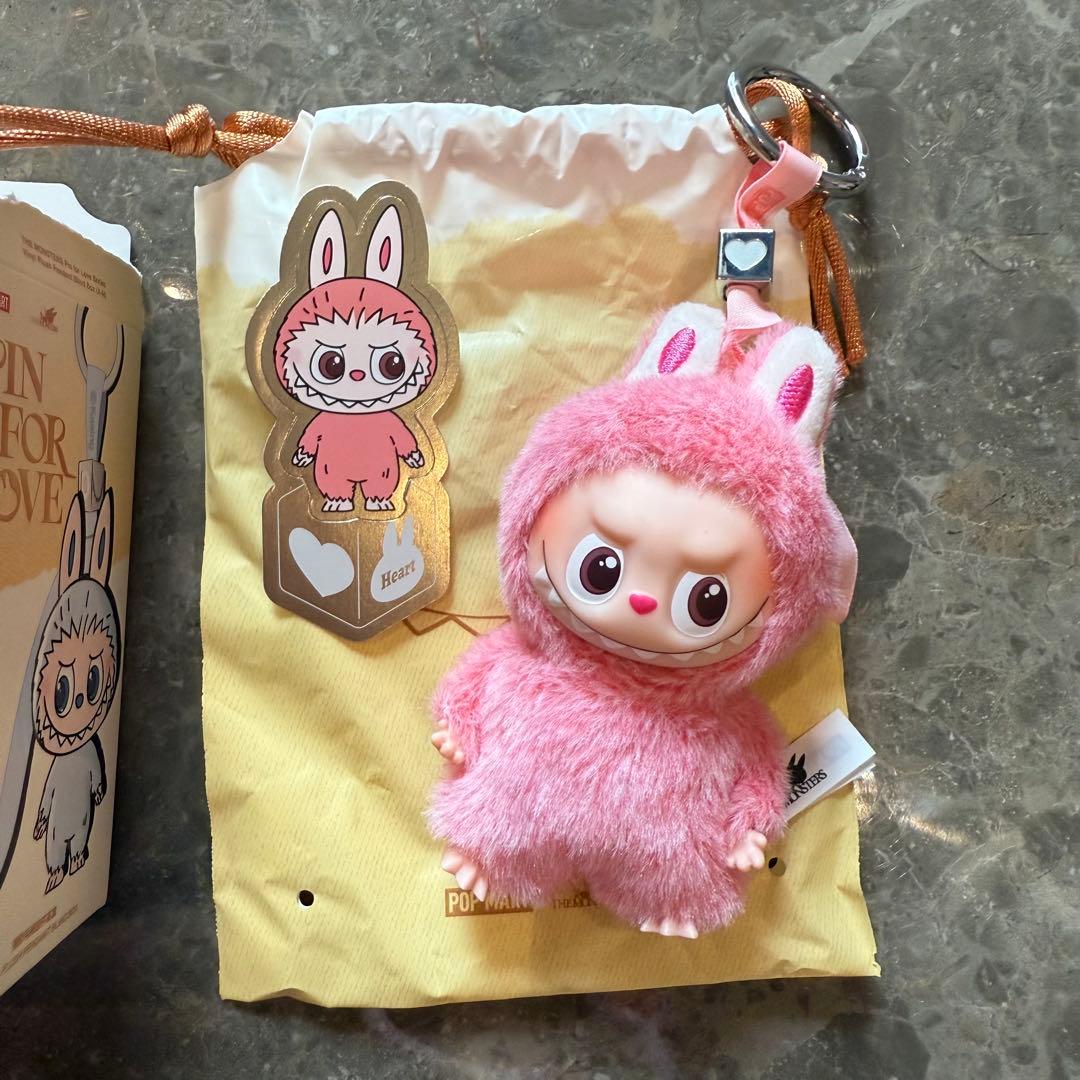 ラブブ イニシャル シークレット ピンク ミニ ハート - メルカリ