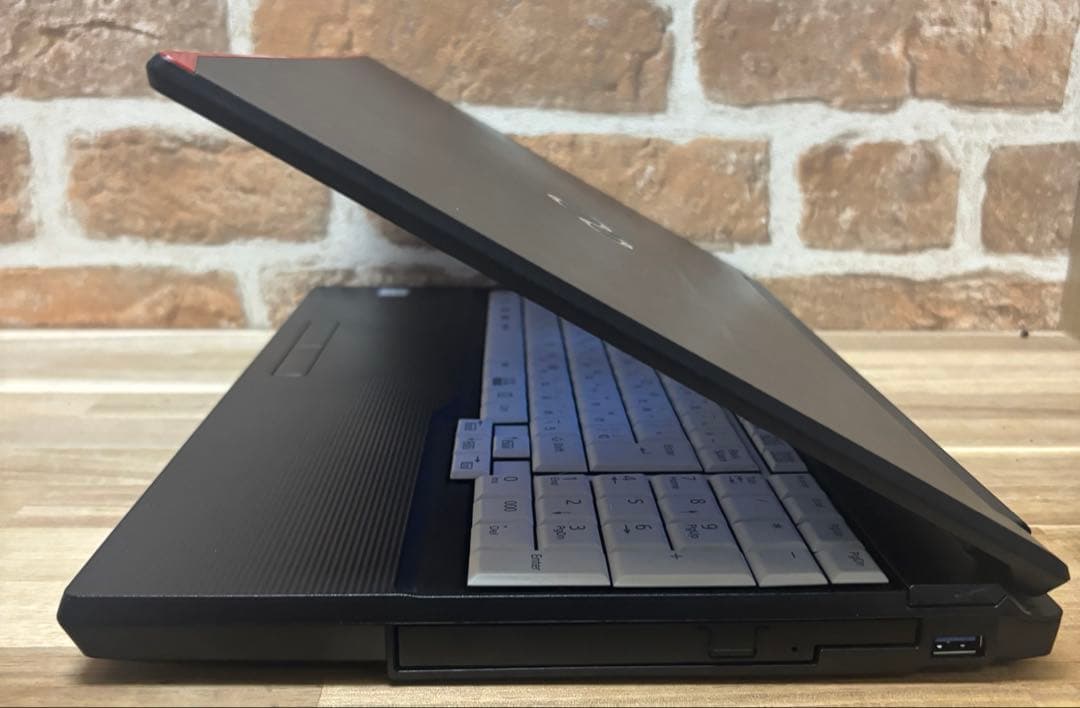 ✨美品✨FUJITSUノートPC Corei3 Win11 Office付 - メルカリ