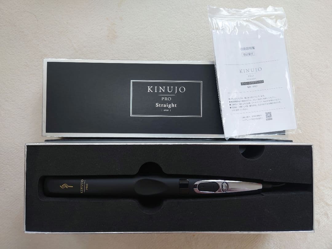 KINUJOPROストレートヘアアイロン ブラック KINUJO（絹女） KINUJO Pro Straight KP001 プロ ストレートアイロン