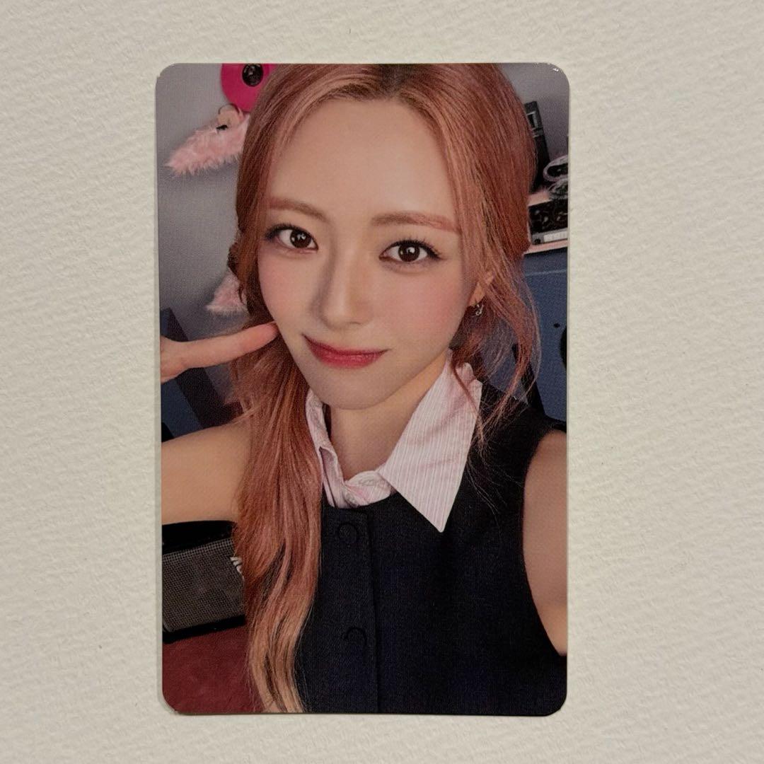 itzy ユナ FC限定トレカ itzy on air - メルカリ