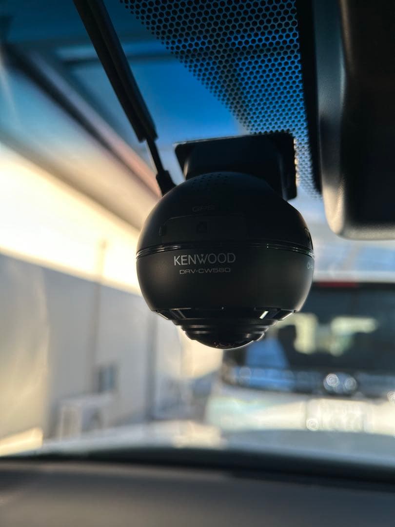 ケンウッド　DRV-CW560 ドライブレコーダー 360度をぬかりなく記録するドラレコ、ケンウッド「DRV-CW560」11月下旬