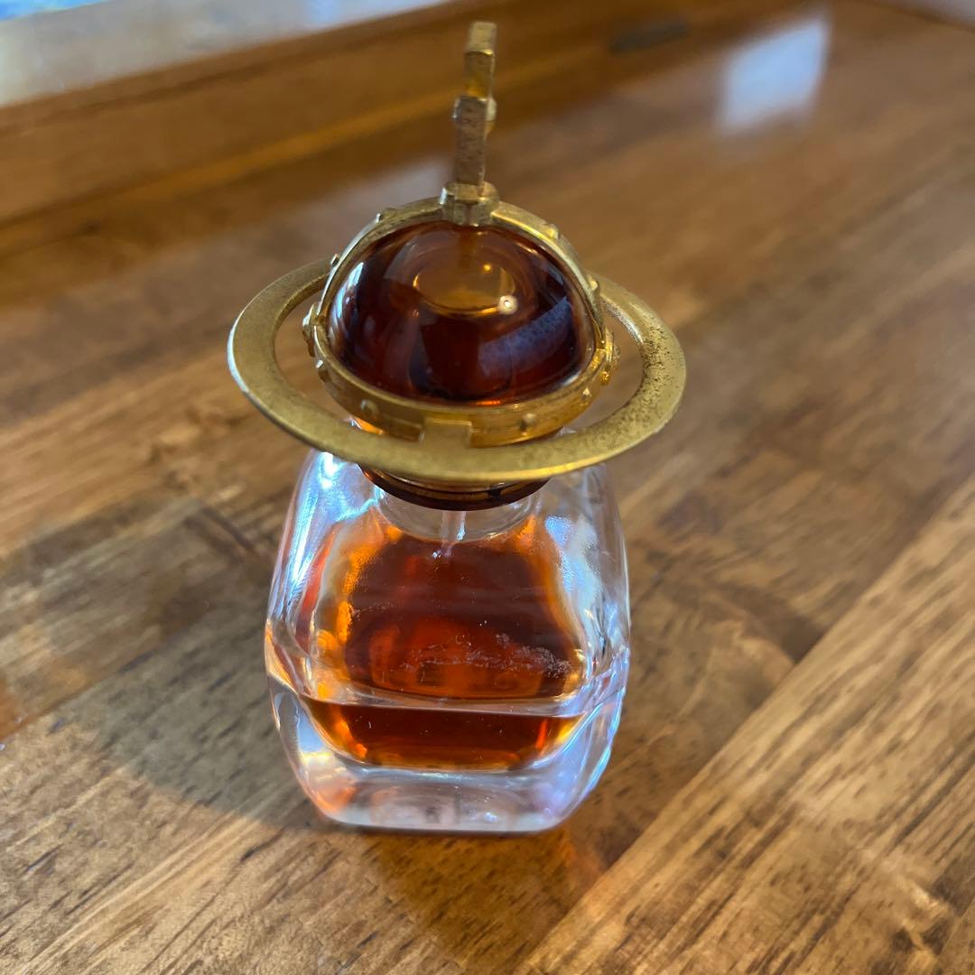 希少 ヴィヴィアンウエストウッド 香水 vivienne westwood - メルカリ