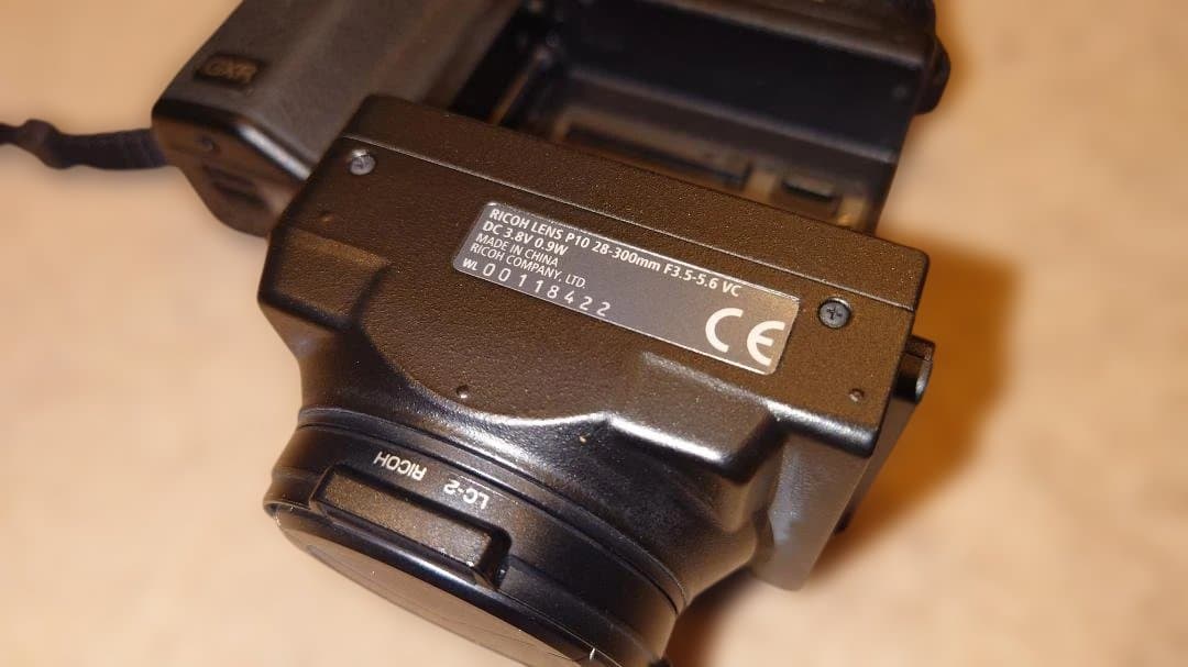 am※ssk様限定） RICOH GXR P10 KIT本体【おまけ付】 RICOHGXR+P10KITに