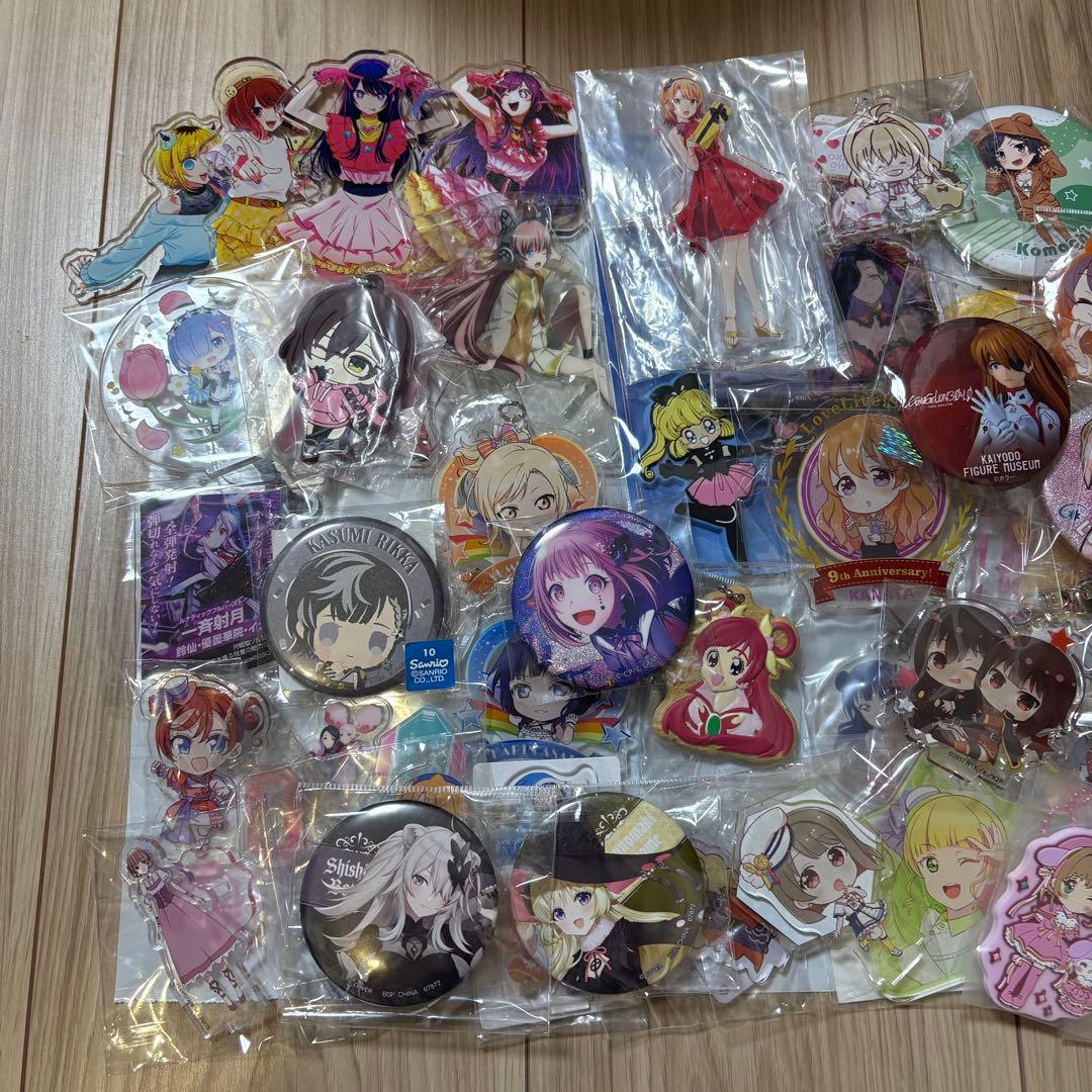 アニメグッズ 美少女系 大量 まとめ売り 缶バッジ アクリルスタンド